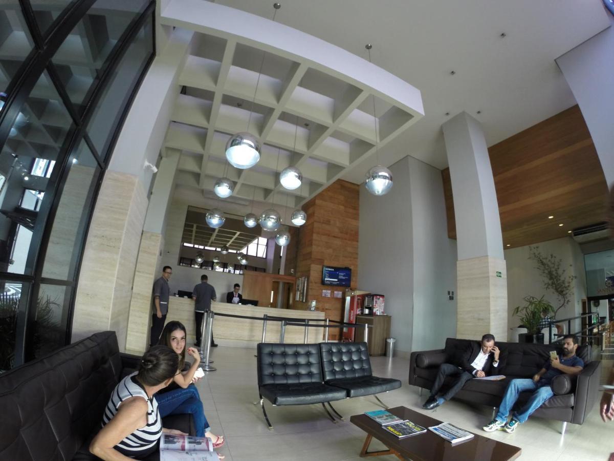 Flat Apart Hotel Crystal Place 戈亚尼亚 外观 照片